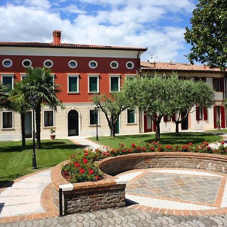 Villa Tiziano Residence Rosa Exterior photo