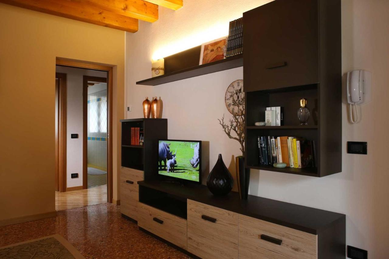 Villa Tiziano Residence Rosa Exterior photo