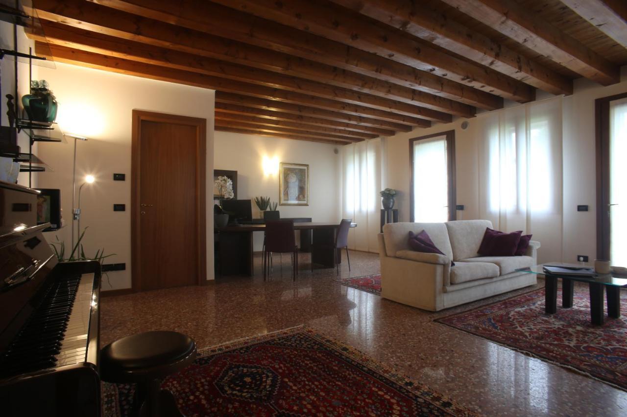 Villa Tiziano Residence Rosa Exterior photo